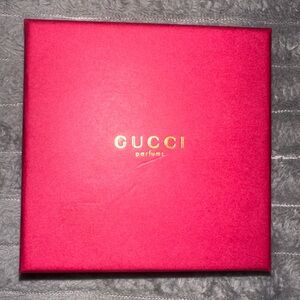 ❤️GUCCI GOLD COMPACT MIRROR❤️